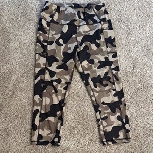 Gottex Camouflage Leggings - Black and Tan